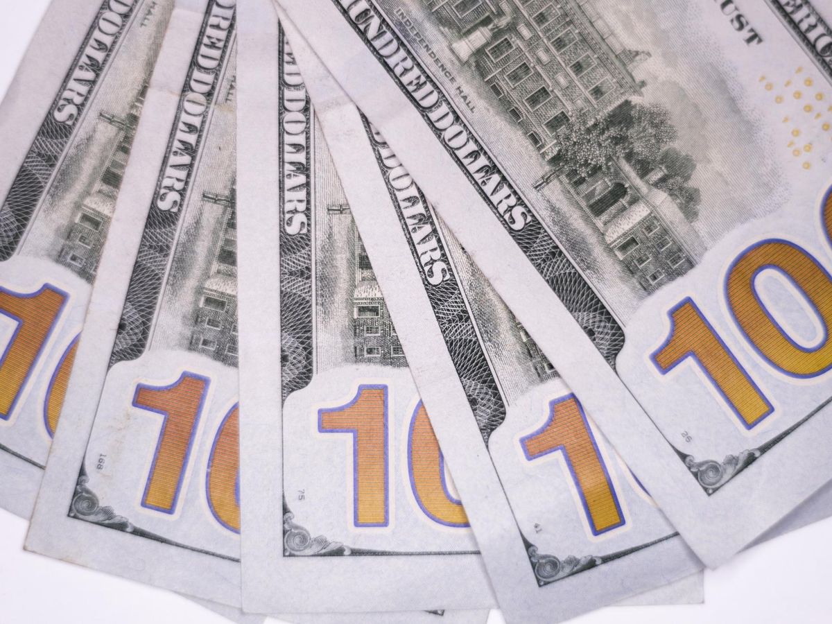 Ile złotych kosztuje 39 95 dolarów amerykańskich?